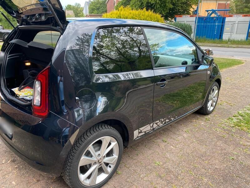 Schwarz Gebraucht 2017 Skoda Citigo Fun Kleinwagen | 6.800 € (Guter Preis) - Bild 1/4