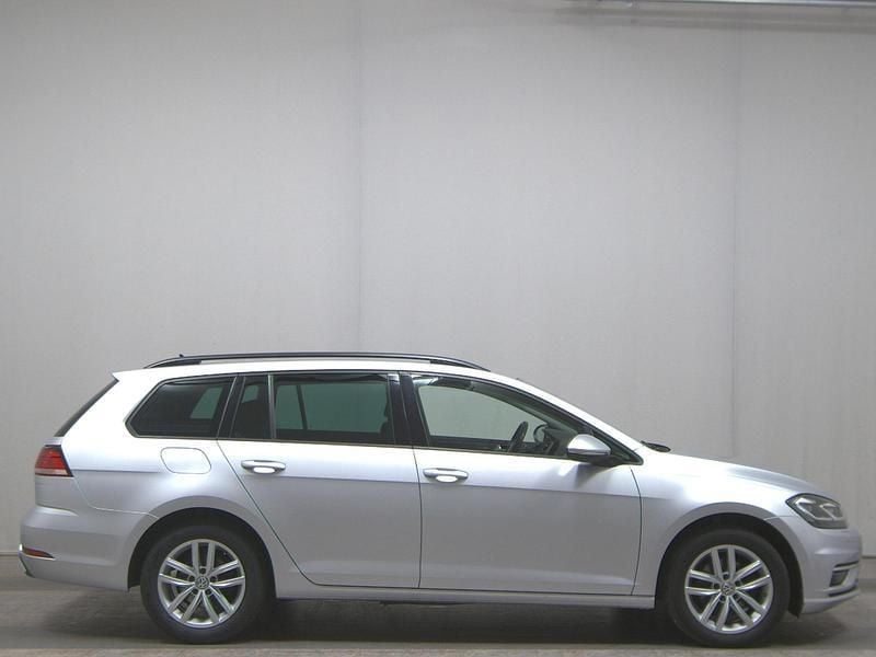 Grau Gebraucht 2020 VW Golf VII Comfortline Kombi | 13.180 € (Superpreis) - Bild 1/4