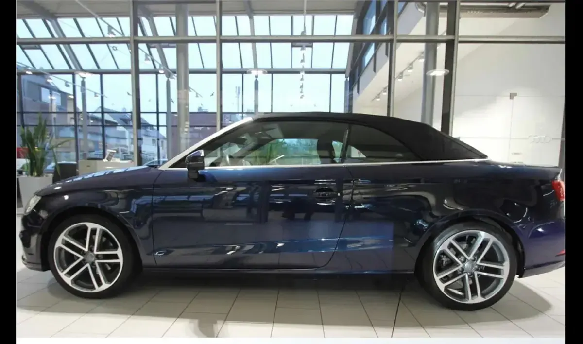 Gebraucht Audi A3 Cabriolet Advanced 143 PS (105 kW) 2018 Blau Cabrio