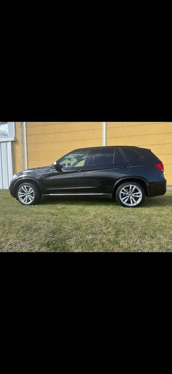 Schwarz Gebraucht 2014 BMW X5 M50 Sport Line SUV | 23.900 € (Superpreis) - Bild 1/4