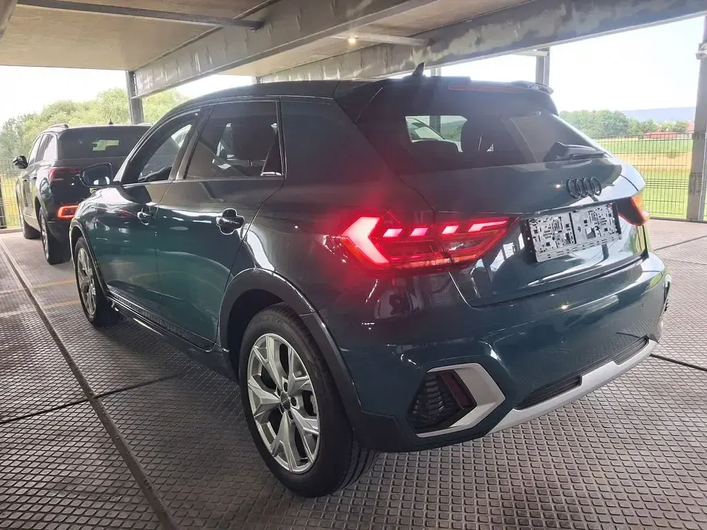 Gebraucht Audi A1 150 PS (110 kW) 2020 Grün SUV