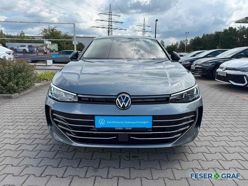 Gebraucht VW Passat Elegance 204 PS (150 kW) 2025 Diabasgrau metallic Kombi