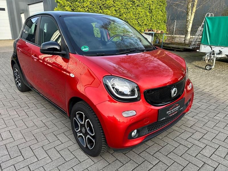 Gebraucht Smart ForFour 90 PS (66 kW) 2016 Schwarz Kleinwagen