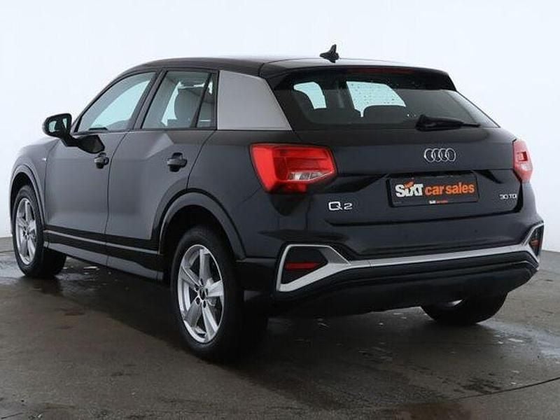 Gebraucht Audi Q2 S-Line 116 PS (85 kW) 2023 Schwarz SUV