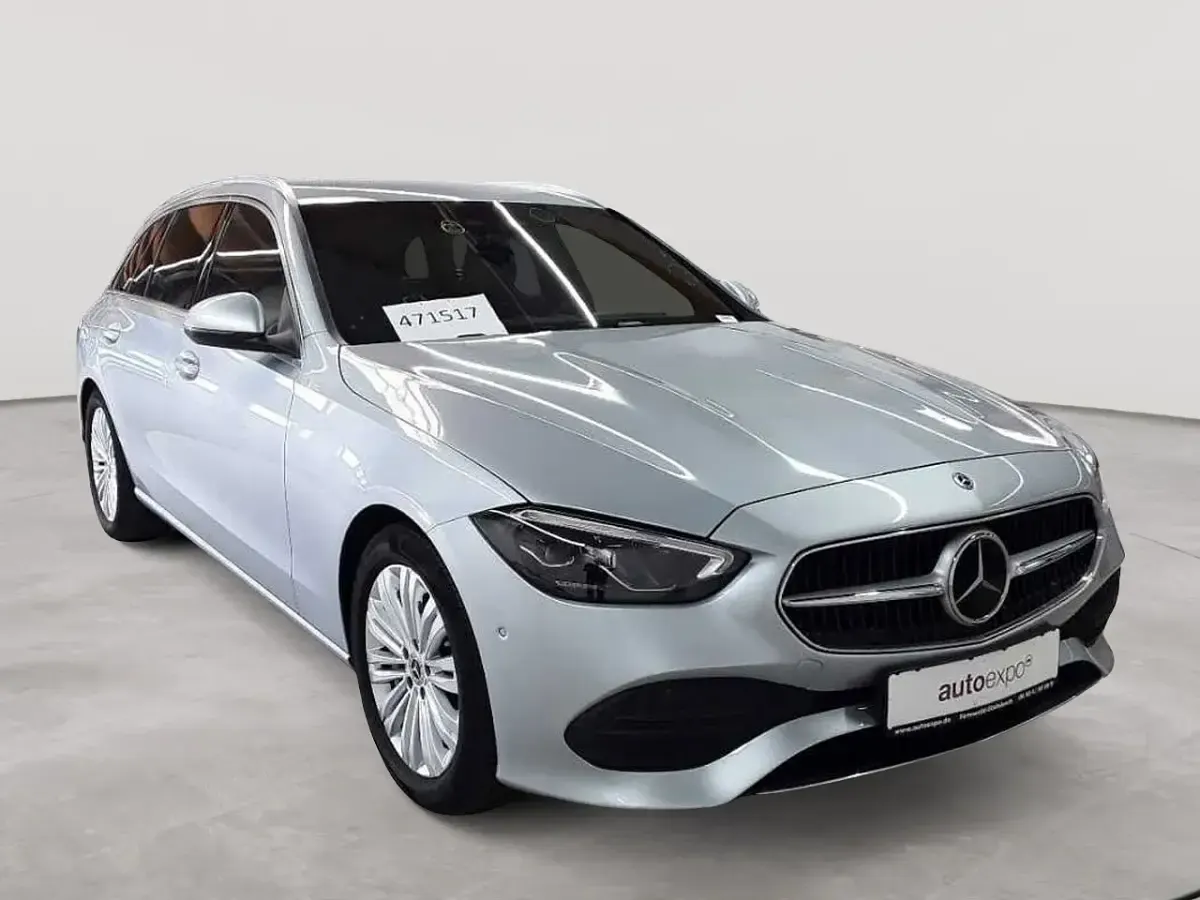 Gebraucht Mercedes C200 Avantgarde 163 PS (119 kW) 2023 Kombi