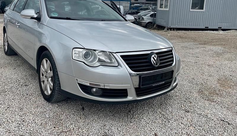 Silber Gebraucht 2008 VW Passat Kombi | 900 € (Superpreis) - Bild 1/4