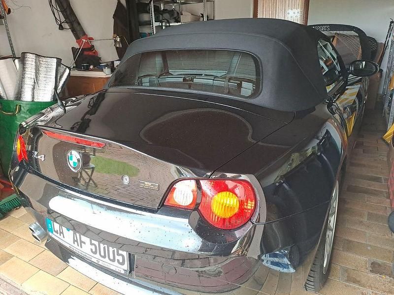 Gebraucht BMW Z4 Performance 192 PS (141 kW) 2003 Schwarz Cabrio
