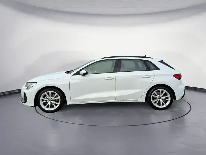 Gebraucht Audi A3 S-Line 116 PS (85 kW) 2024 Weiß Kombi