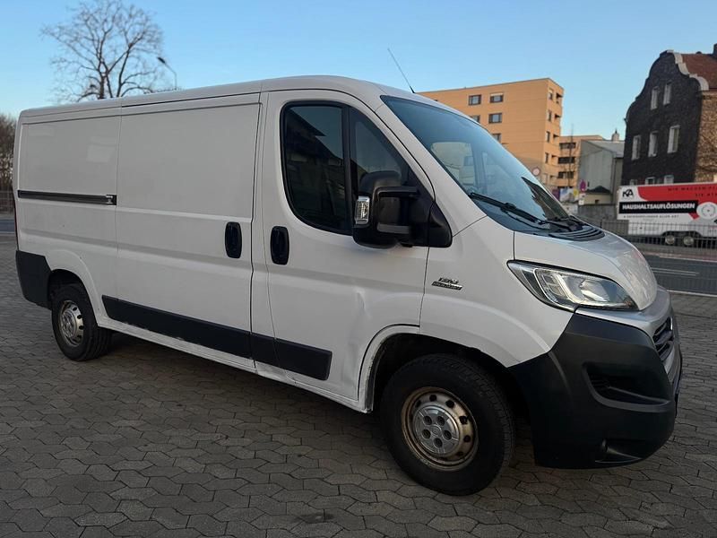 Gebraucht Fiat Ducato 130 PS (95 kW) 2015 Weiß Van