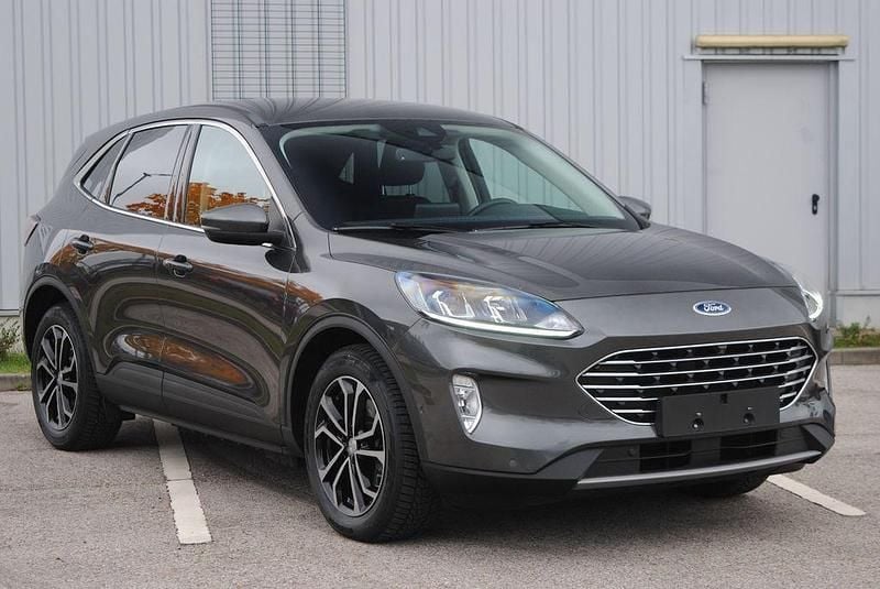 Grau Gebraucht 2020 Ford Kuga Titanium SUV | 14.900 € (Superpreis) - Bild 1/4