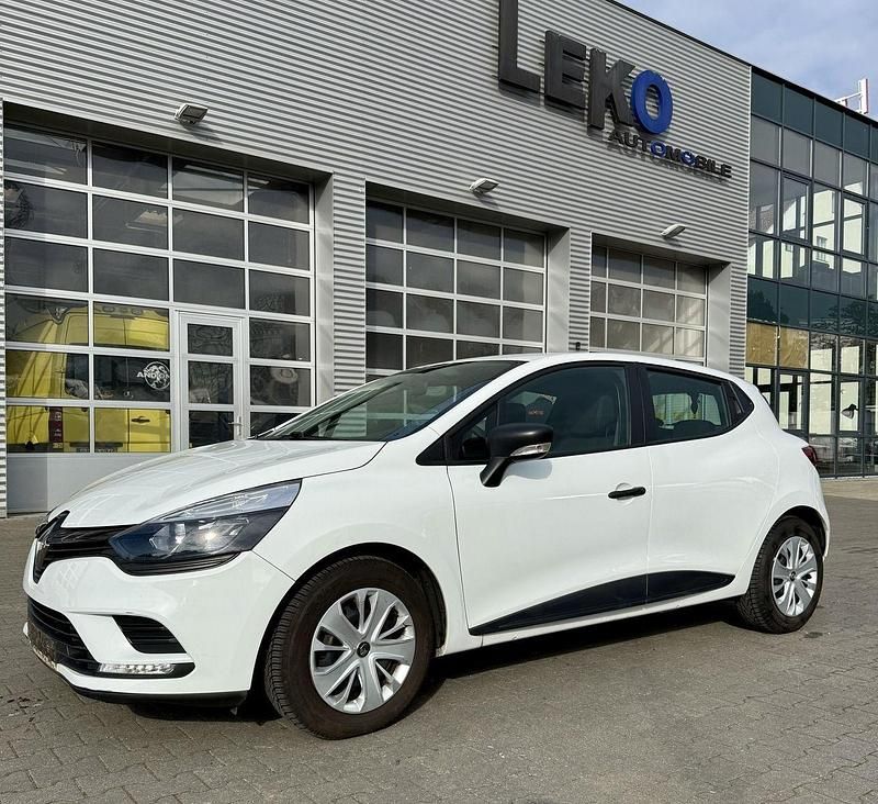 Weiß Gebraucht 2019 Renault Clio IV Life Limousine | 6.980 € (Guter Preis) - Bild 1/4