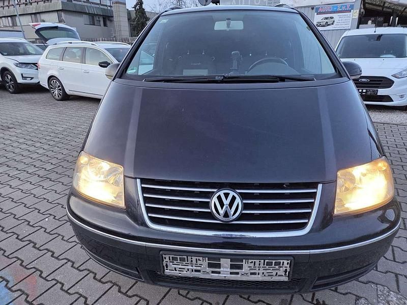 Gebraucht VW Sharan Trendline 140 PS (102 kW) 2007 Schwarz Van / Kleinbus