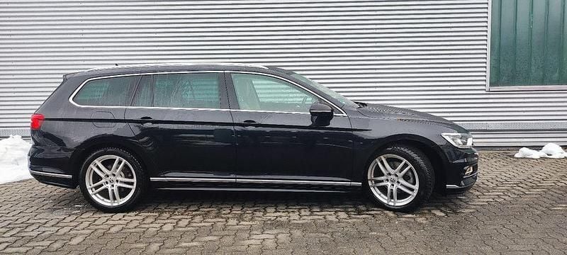 Gebraucht VW Passat Highline 190 PS (139 kW) 2019 Schwarz Kombi