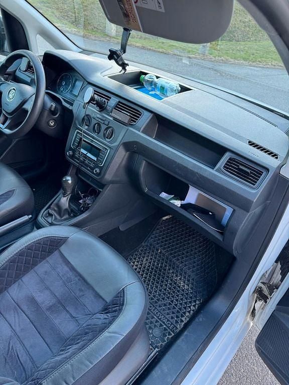 Gebraucht VW Caddy Maxi 102 PS (75 kW) 2018 Weiß Van / Kleinbus