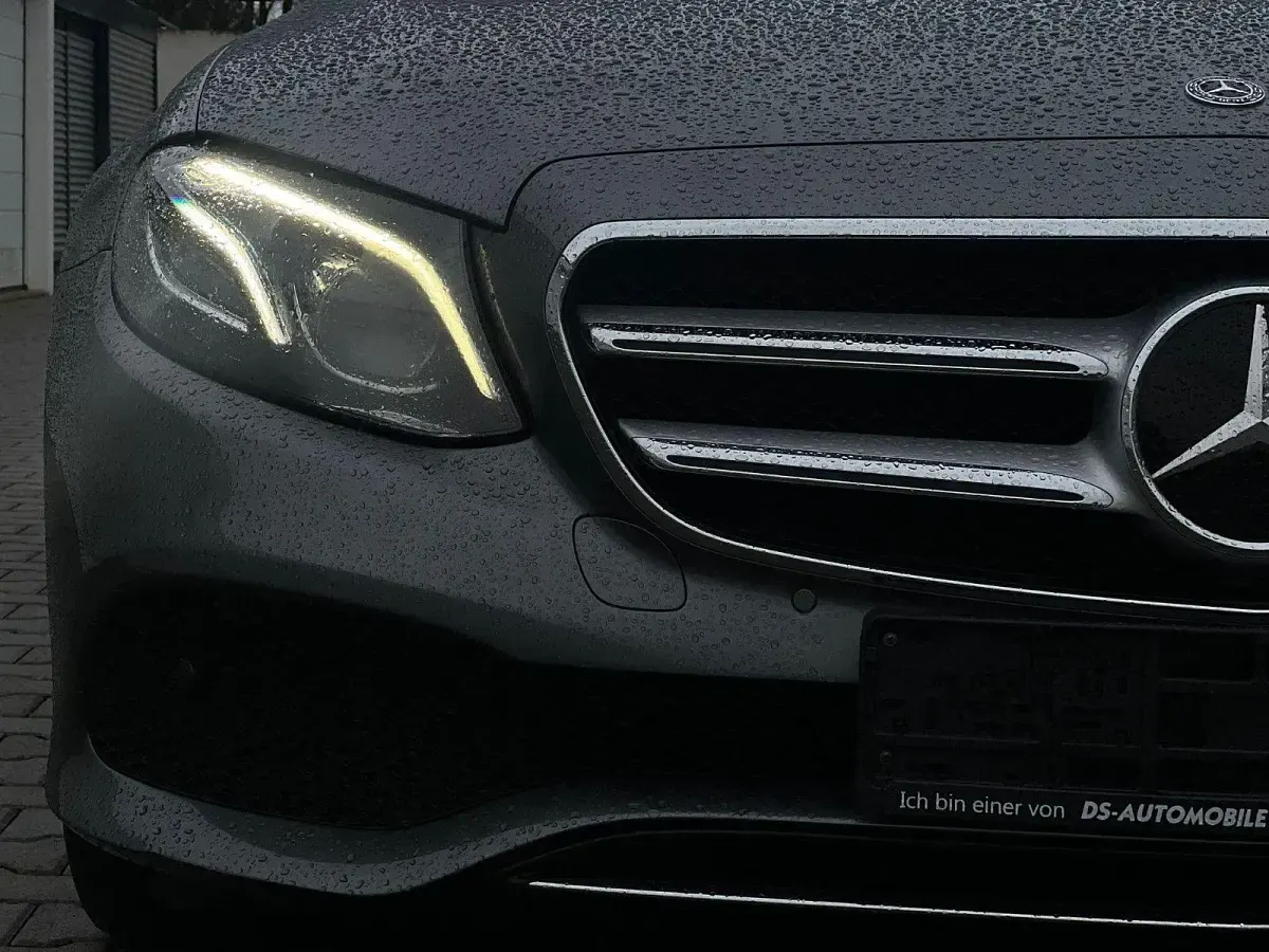 Gebraucht Mercedes E350 258 PS (189 kW) 2017 Grau Kombi