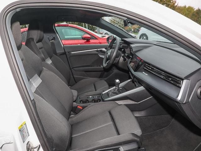 Gebraucht Audi A3 Advanced Plus 150 PS (110 kW) 2025 Gletscherweiß metallic