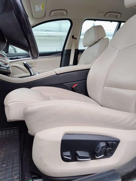 Gebraucht BMW 535 Luxury Line 313 PS (230 kW) 2015 Blau Kombi