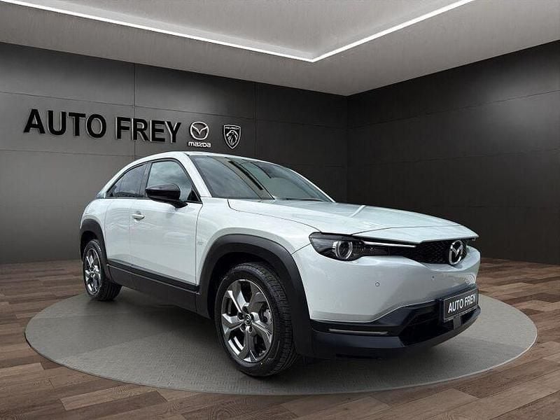 Weiß Gebraucht 2021 Mazda MX30 Ad'Vantage SUV | 16.250 € (Fairer Preis) - Bild 1/3