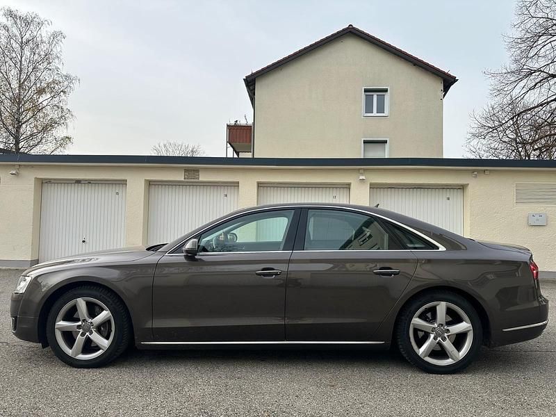 Gebraucht Audi A8 258 PS (189 kW) 2014 Braun Limousine