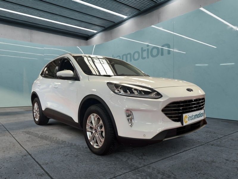 Weiß Gebraucht 2022 Ford Kuga Titanium SUV | 26.730 € (Fairer Preis) - Bild 1/4