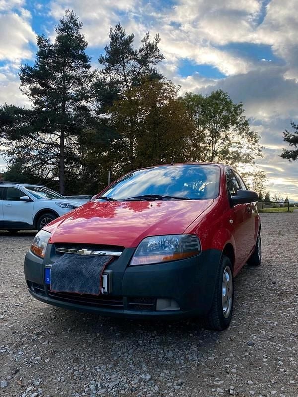 Rot Gebraucht 2006 Chevrolet Kalos Kleinwagen | 550 € (Superpreis) - Bild 1/4