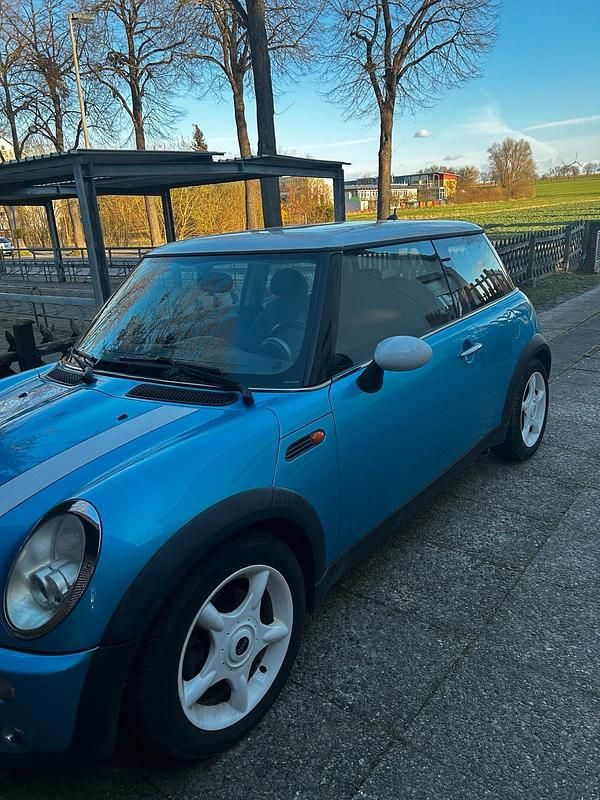 Gebraucht Mini Cooper 116 PS (85 kW) 2004 Blau Kleinwagen