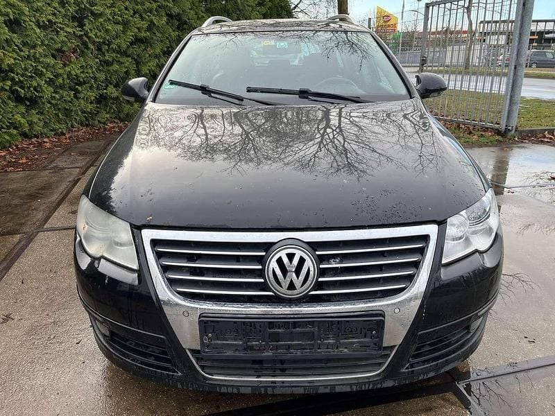 Gebraucht VW Passat Highline 140 PS (102 kW) 2005 Deep black perleffekt Kombi