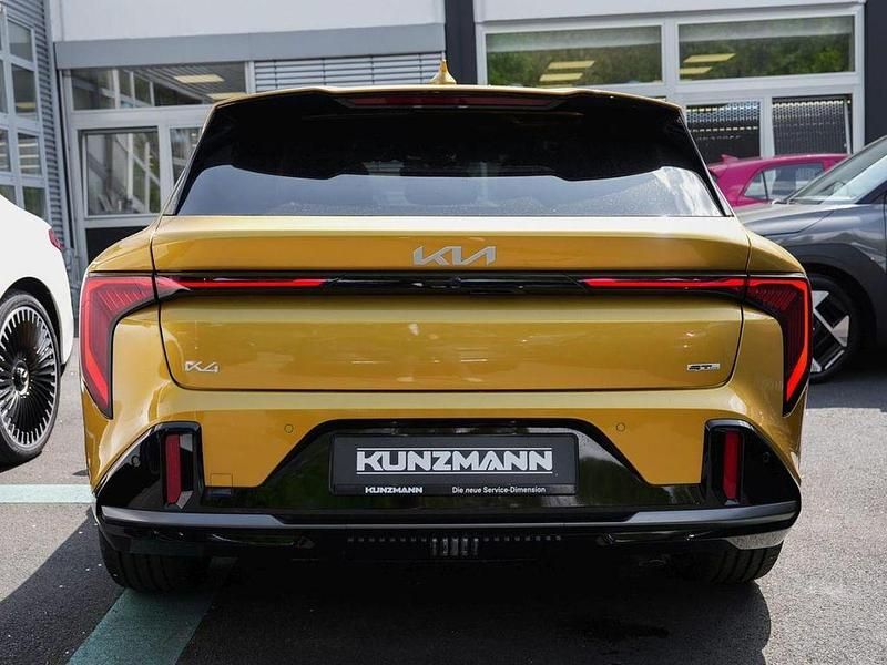 Neu Kia K4 GT-Line 179 PS (131 kW) 2026 Sparkling gelb metallic Limousine