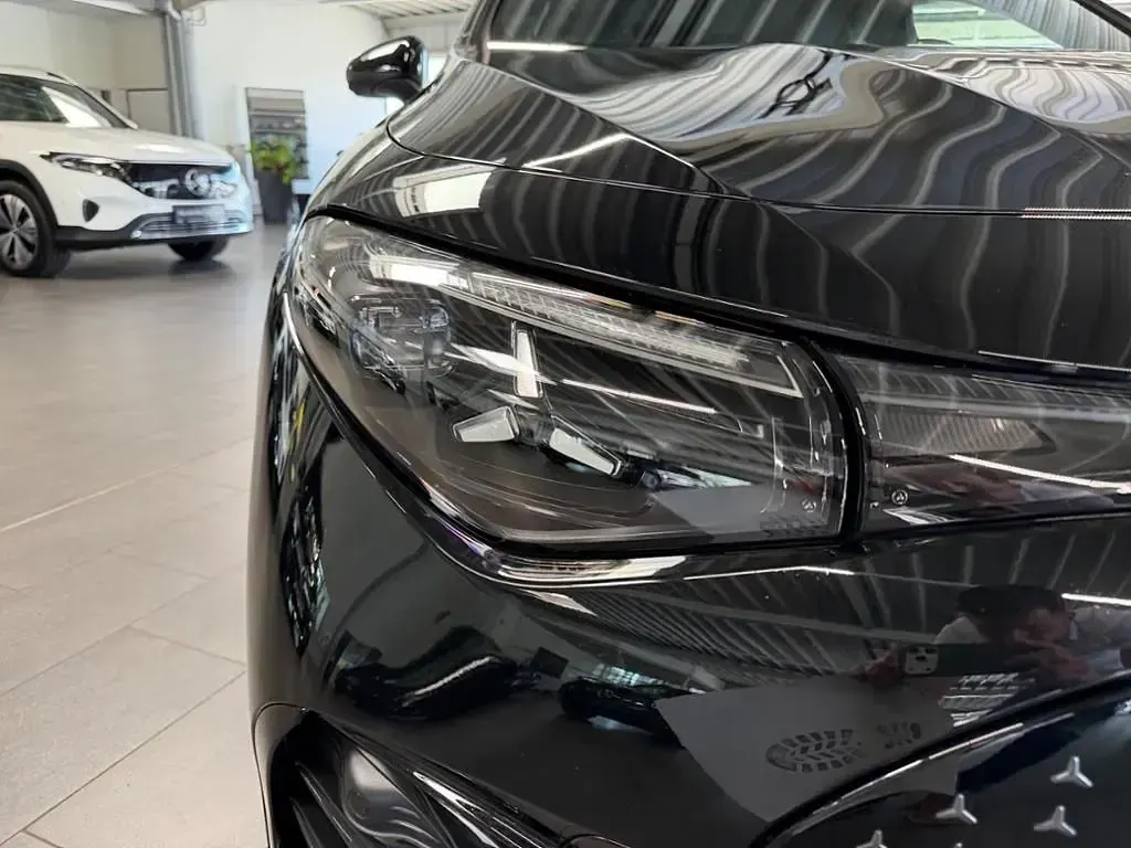 Gebraucht Mercedes CLA 250+ AMG 200 kW (272 PS) 2025 Schwarz Limousine