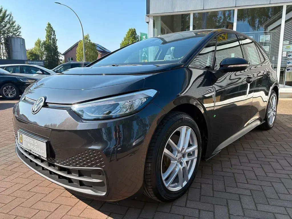 Gebraucht VW ID.3 Pure 110 kW (150 PS) 2021 Mangangrau metallic Kleinwagen