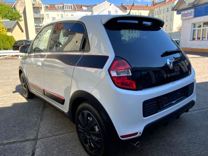 Gebraucht Renault Twingo Intens 90 PS (66 kW) 2017 Weiß Kleinwagen