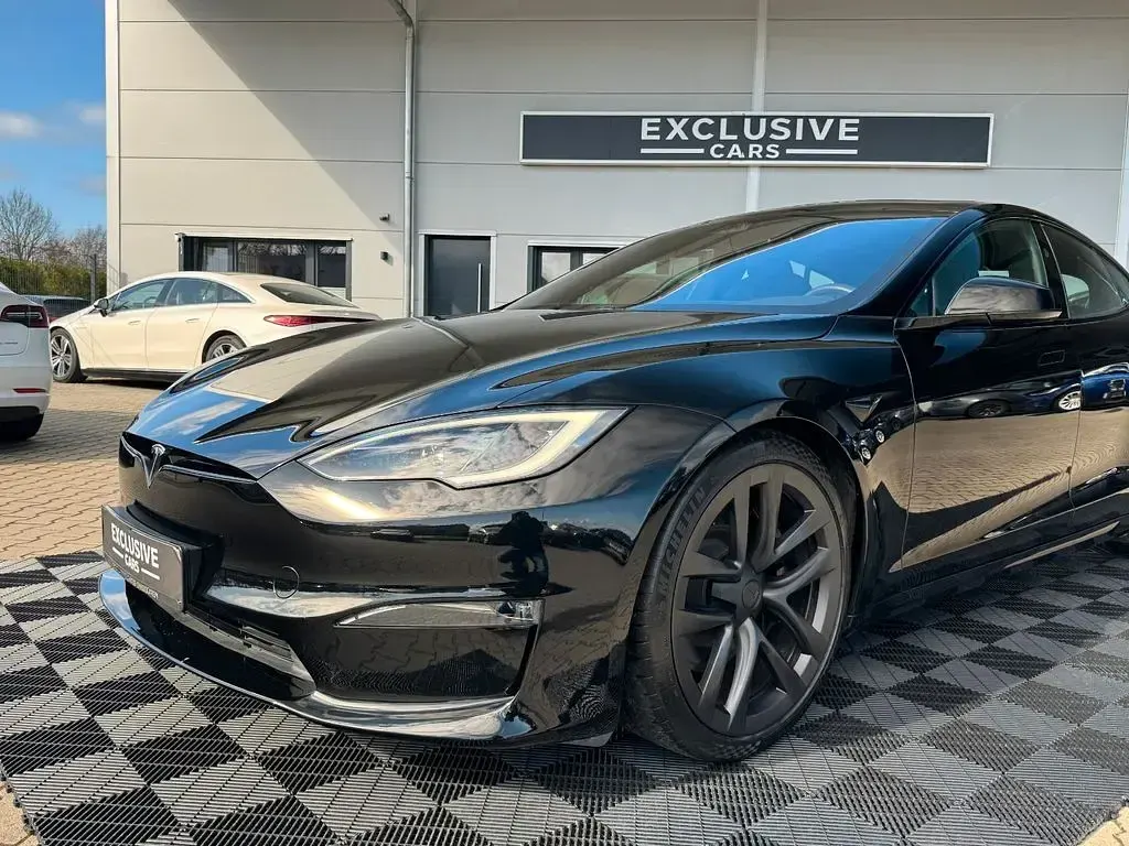 Usado Tesla Model S 492 kW (670 CV) 2023 Negro Utilitario