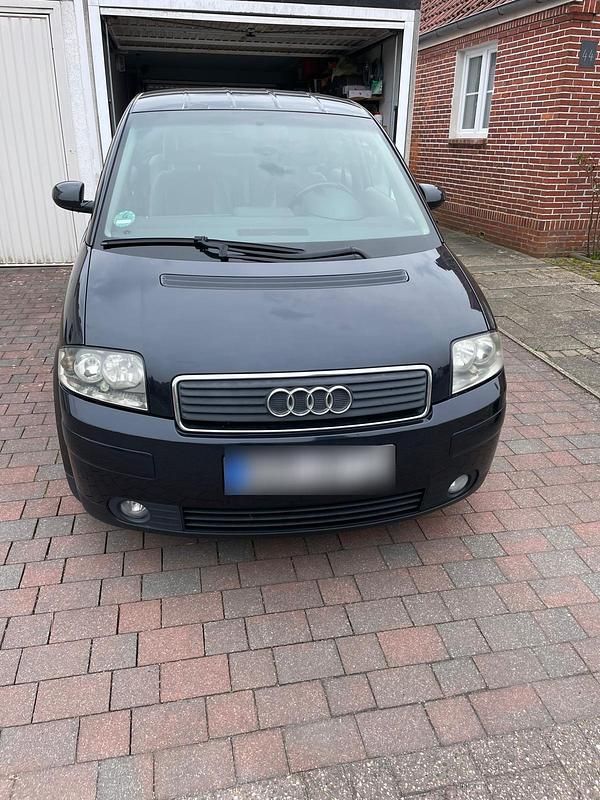 Second-hand Audi A2 75 CP (55 kW) 2004 Albastru Hatchback