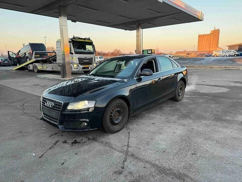 Schwarz Gebraucht 2009 Audi A4 Attraction Limousine | 2.200 € (Superpreis) - Bild 1/4