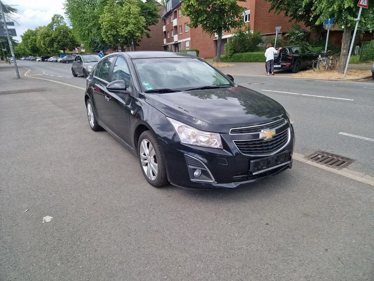 Gebraucht Chevrolet Cruze 140 PS (102 kW) 2013 Schwarz Limousine