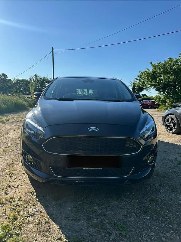 Gebraucht Ford S-MAX S 210 PS (154 kW) 2016 Schwarz Van / Kleinbus