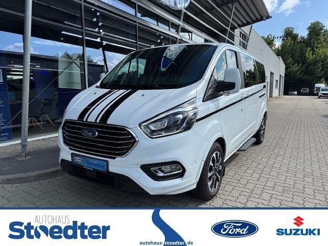 Weiß Gebraucht 2020 Ford Tourneo Custom Titanium Van | 34.990 € (Teuer) - Bild 1/4