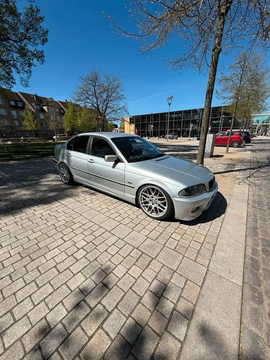 Gebraucht BMW 328 193 PS (141 kW) 1998 Silber Limousine