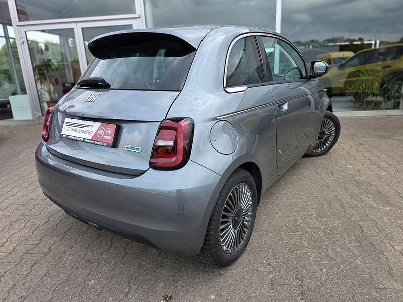 Gebraucht Fiat 500e Icon 86 kW (118 PS) 2022 Colore esterno (mineral grau) Cabrio