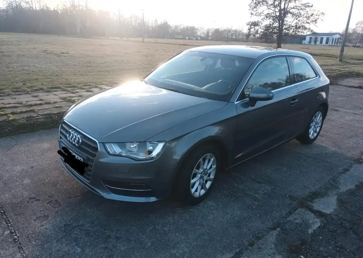 Gebraucht Audi A3 123 PS (90 kW) 2013 Silber Kleinwagen