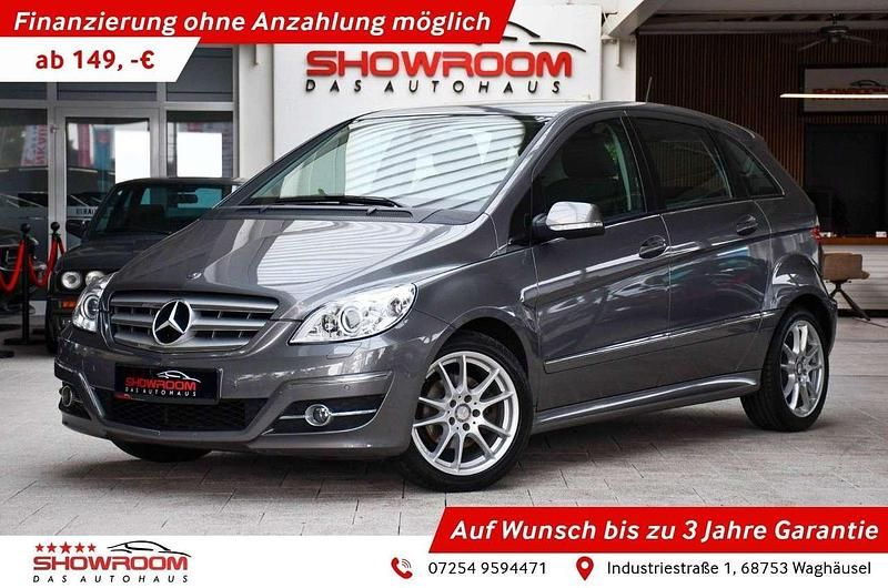 Mountaingrau Gebraucht 2008 Mercedes 200 Sport Limousine | 13.750 € - Bild 1/4