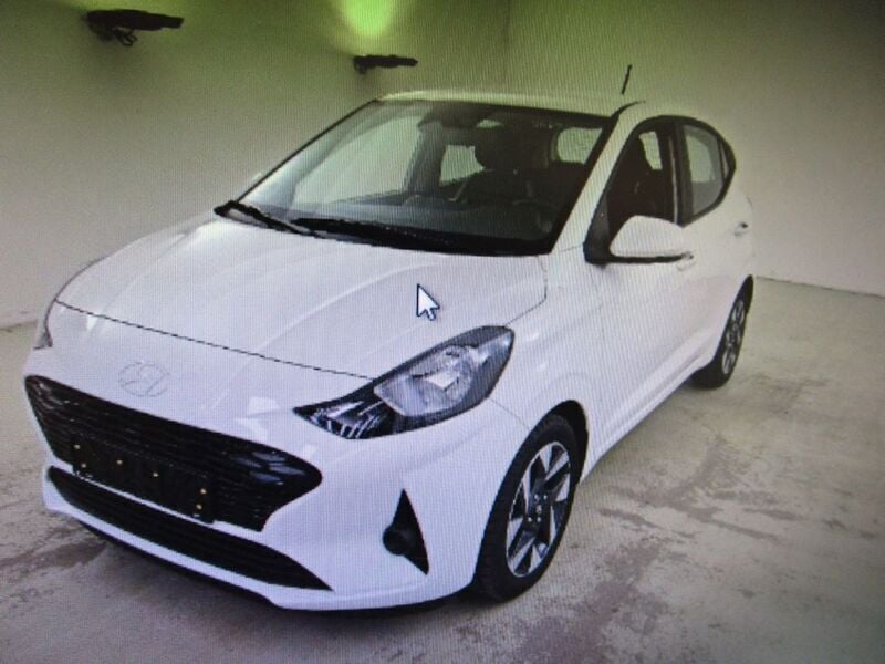 Weiß Gebraucht 2024 Hyundai i10 Trend Kleinwagen | 15.990 € (Guter Preis) - Bild 1/4