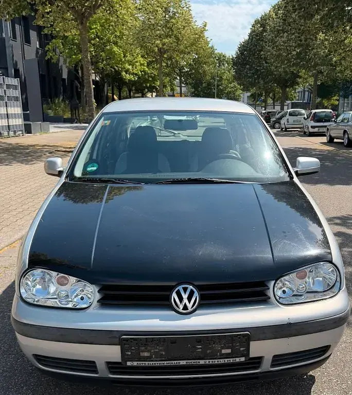 Gebraucht VW Golf III Basis 75 PS (55 kW) 1998 Silber Limousine