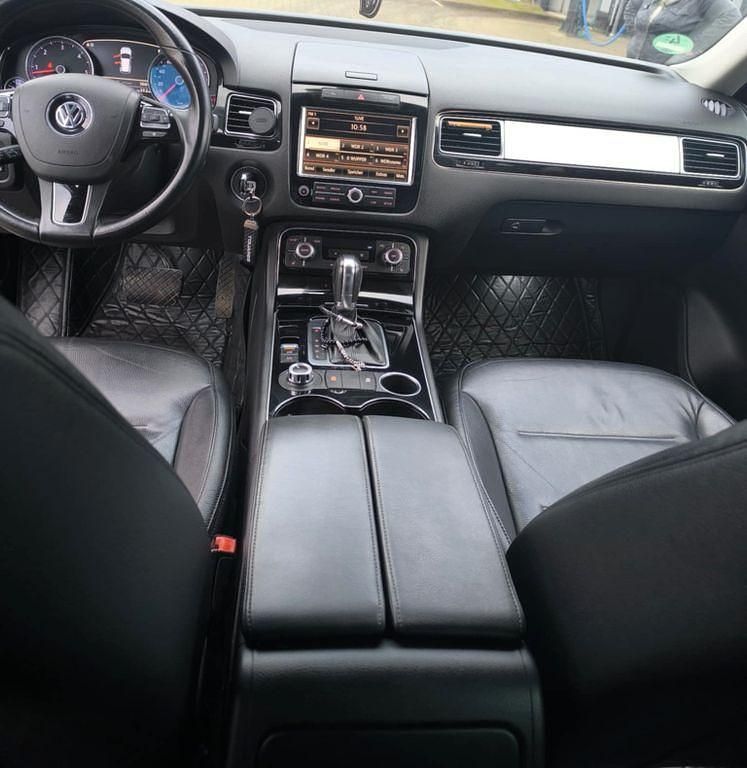 Gebraucht VW Touareg 245 PS (180 kW) 2012 Schwarz SUV