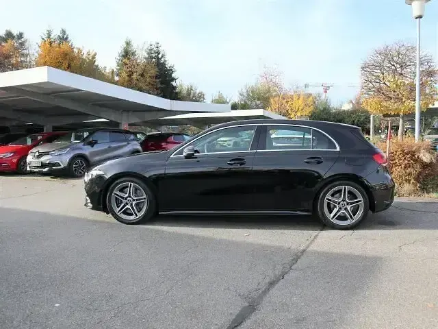 Używany Mercedes A250 AMG line 2018 Czarny