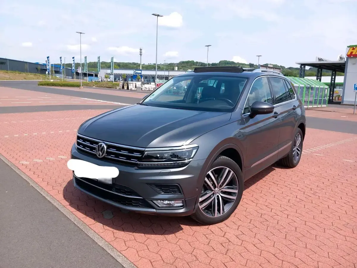 Gebraucht VW Tiguan 150 PS (110 kW) 2016 Grau SUV