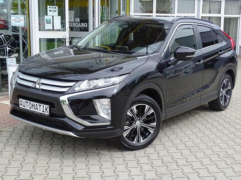 Pantherschwarz (p) Gebraucht 2021 Mitsubishi Eclipse Cross Diamant Edition SUV | 18.500 € (Guter Preis) - Bild 1/4