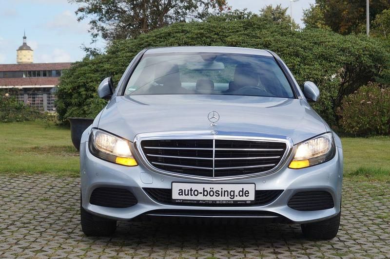 Gebraucht Mercedes C180 Exclusive 156 PS (114 kW) 2014 Silber Limousine