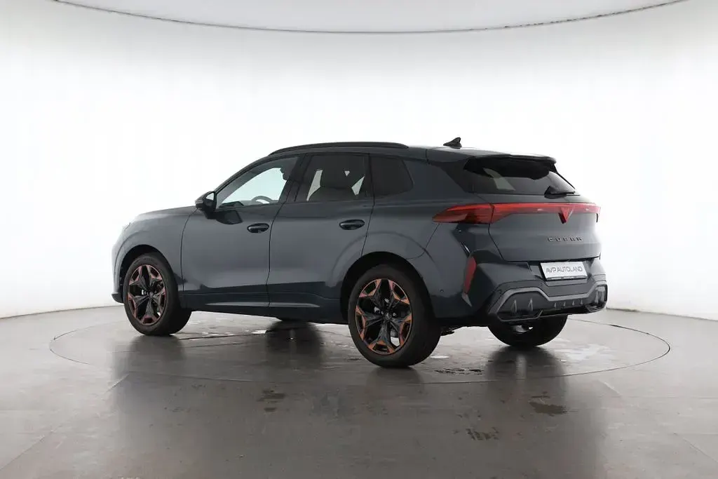 Neu Cupra Terramar 150 PS (110 kW) 2026 Blau SUV