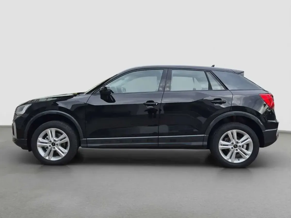 Ny Audi Q2 Advanced Plus 150 HK (110 kW) 2025 Sort SUV